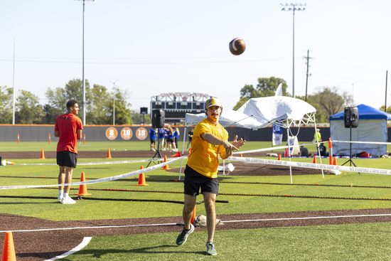 Corp Cup Throw